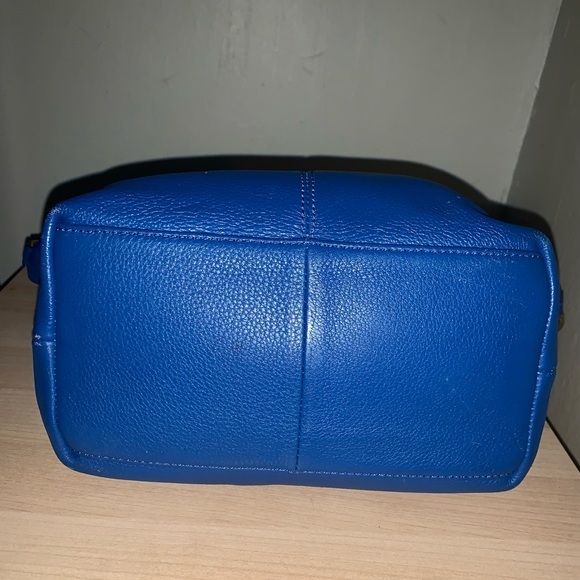 ❤️HOST❤️PICK❤️ K♠️ SATURDAY crossbody w/ dust bag in a separate listing. - Picture 9 of 16